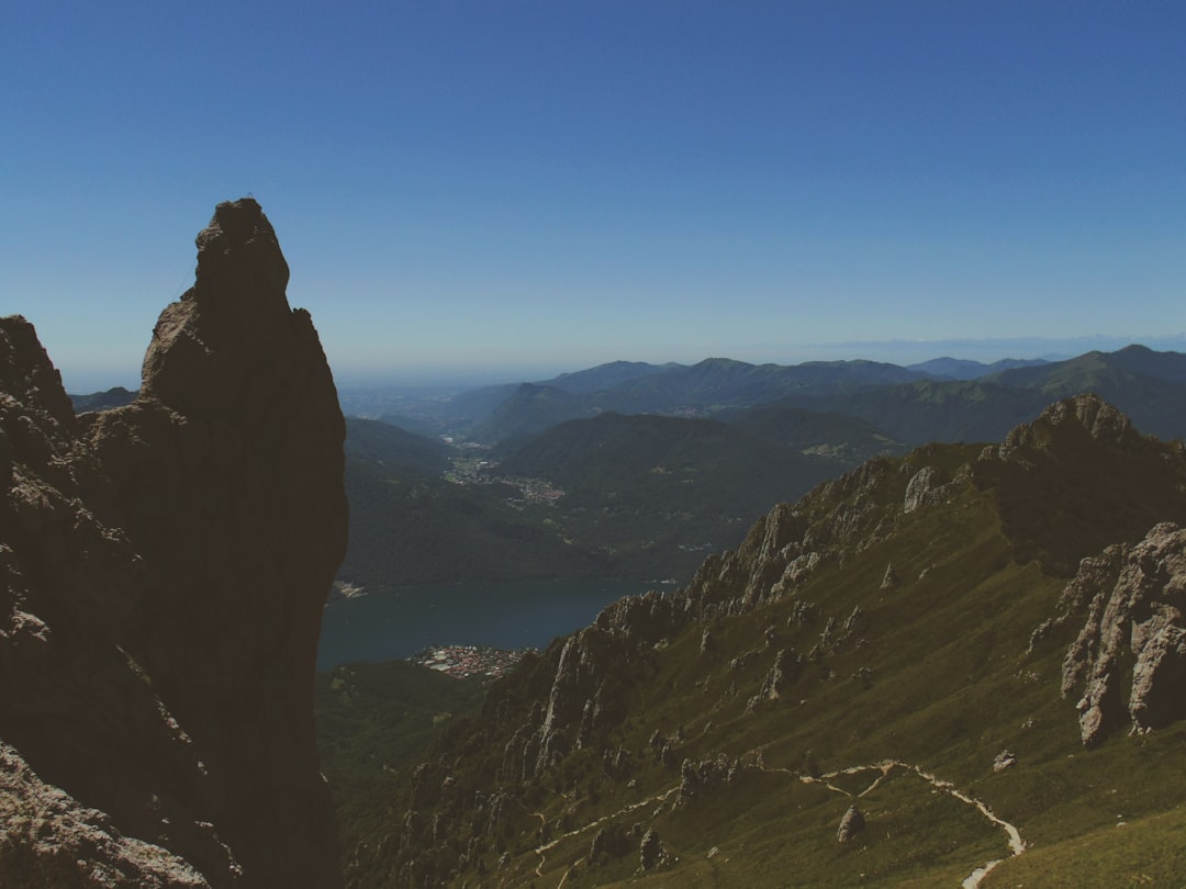 The Art of Slow Travel-Embracing Nature’s